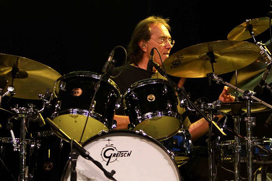 Photo of Vinnie Colaiuta